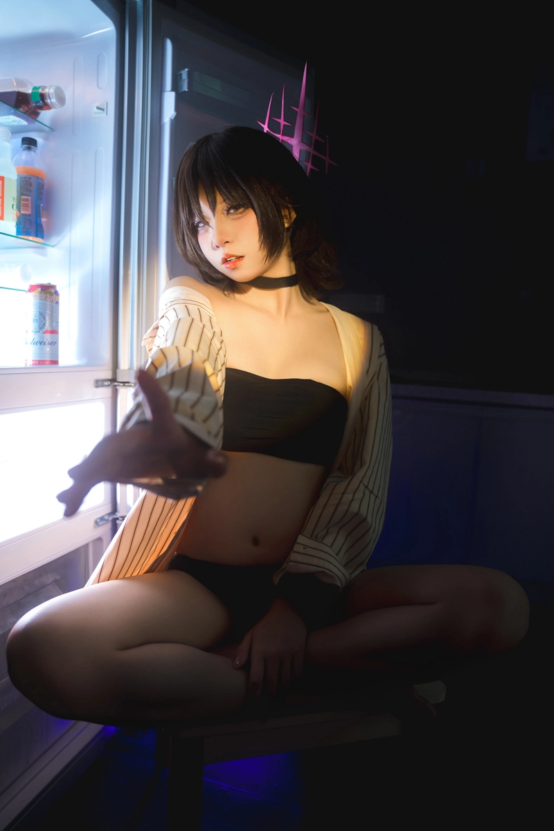 纸悦Etsu_ko 蔚蓝档案-戒野美咲泳装 [28P-405MB]-就是免费