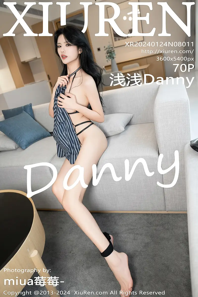 [XiuRen秀人网] No.8011 模特浅浅Danny黑色条纹衬衫配短裙露性感黑色情趣内衣诱惑写真-就是免费