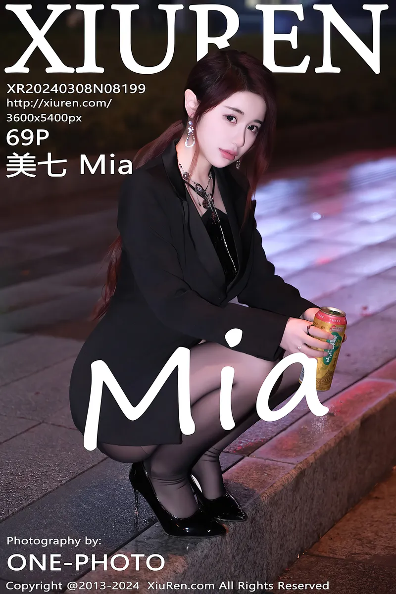 [XiuRen秀人网] No.8199 模特美七Mia性感黑色内衣服饰配超薄黑丝秀丰腴身材惹火诱惑写真-就是免费