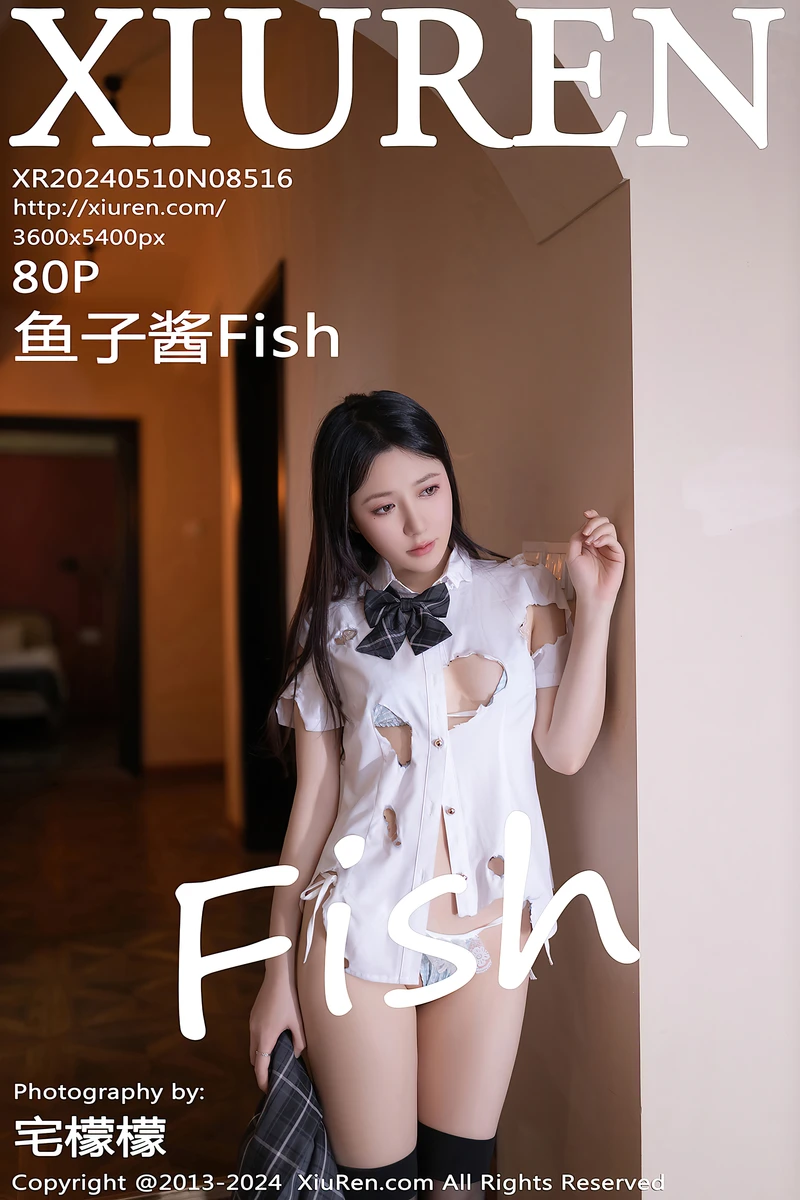 [XiuRen秀人网] No.8516 模特鱼子酱Fish性感白色衬衫配格子短裙露超薄黑丝撩人诱惑写真-就是免费