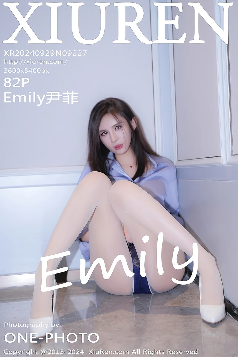 [XiuRen秀人网] NO.9227 模特Emily尹菲性感蓝白制服配开档白丝秀翘臀美腿完美诱惑写真-就是免费